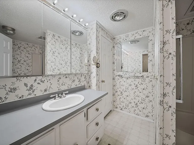 13 Alder Ln — Photo 13