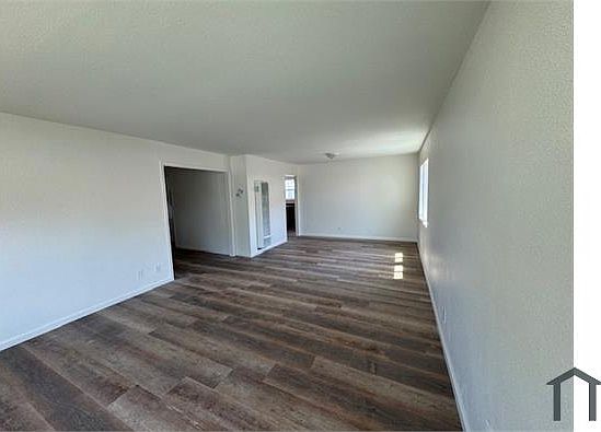 5th image of 226 E Edmundson Ave #1