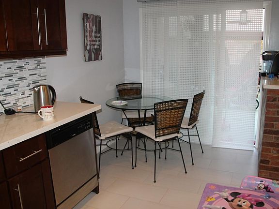 3rd image of 1118 N Central Ave Unit 8