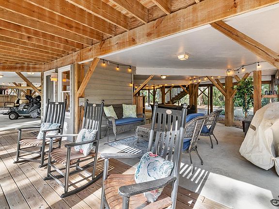 4th image of 187 Alston Rd.