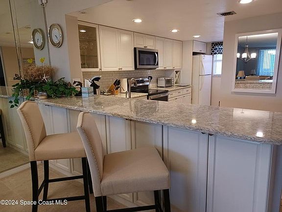 5th image of 1830 N Atlantic Ave #502-C