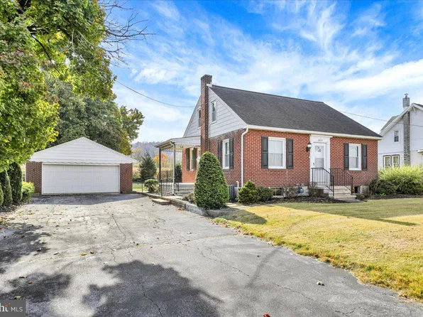 6610 Penn Ave, Wernersville, PA 19565