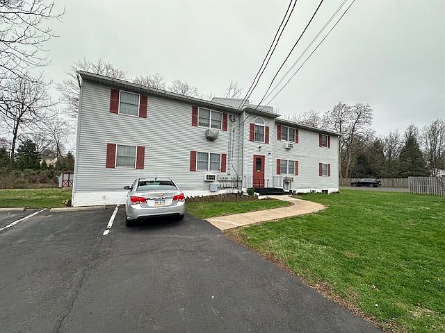 1st image of 320 W Vine St APT A