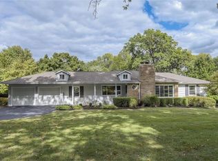 9241 Manor Rd, Leawood, KS 66206