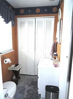 5th image of 348 Crescent Garden Dr