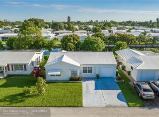 6701 NW 73rd St, Tamarac, FL 33321