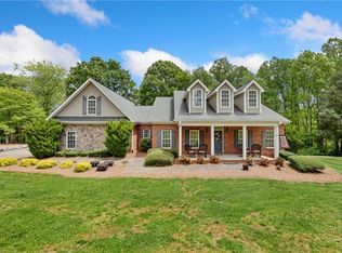 7400 Craigberry Ct, Rural Hall, NC 27045