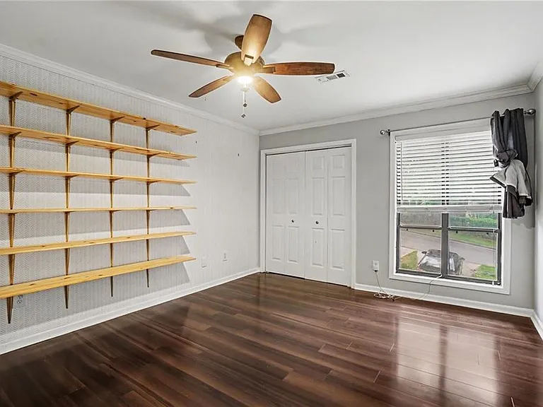1006 Creatwood Cir SE — Photo 13