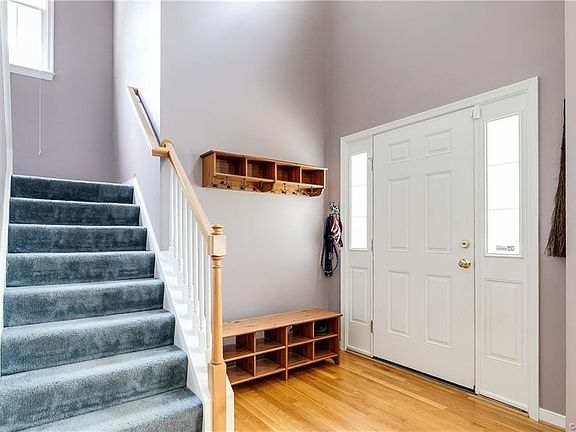 3rd image of 6712 Arbor Meadows Dr