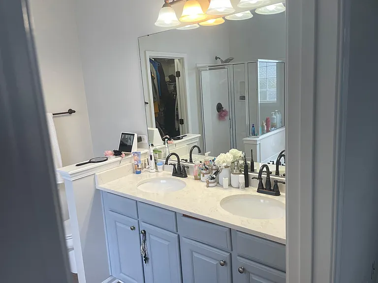 4 Ashley Crossing Dr — Photo 11