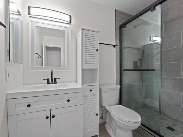 1085 Murrieta Blvd #305, Livermore, CA 94550