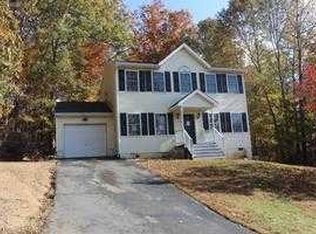 9603 N Royal Crest Ct, Fredericksburg, VA 22408