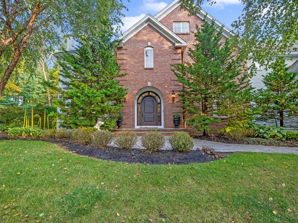 78 Porter Rd, Andover, MA 01810
