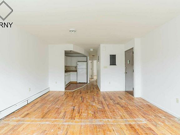 2nd image of 167 Hart St #3H