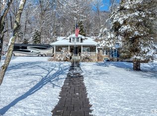 40 Rice Lane, Beacon Falls, CT 06403