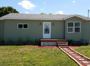 116 E Main St, Agency, IA 52530