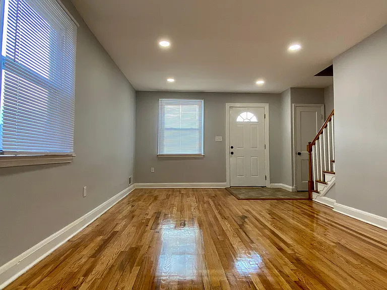 3814 Glenarm Ave — Photo 1