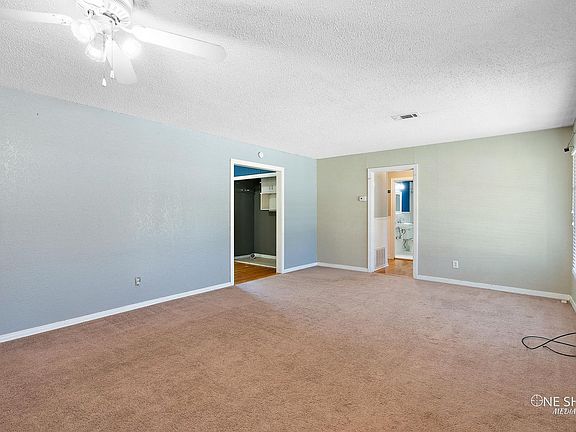 4th image of 1981 Ross Ave