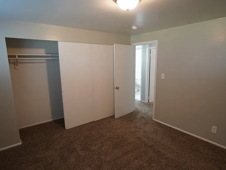 2448 N 720 W — Photo 21