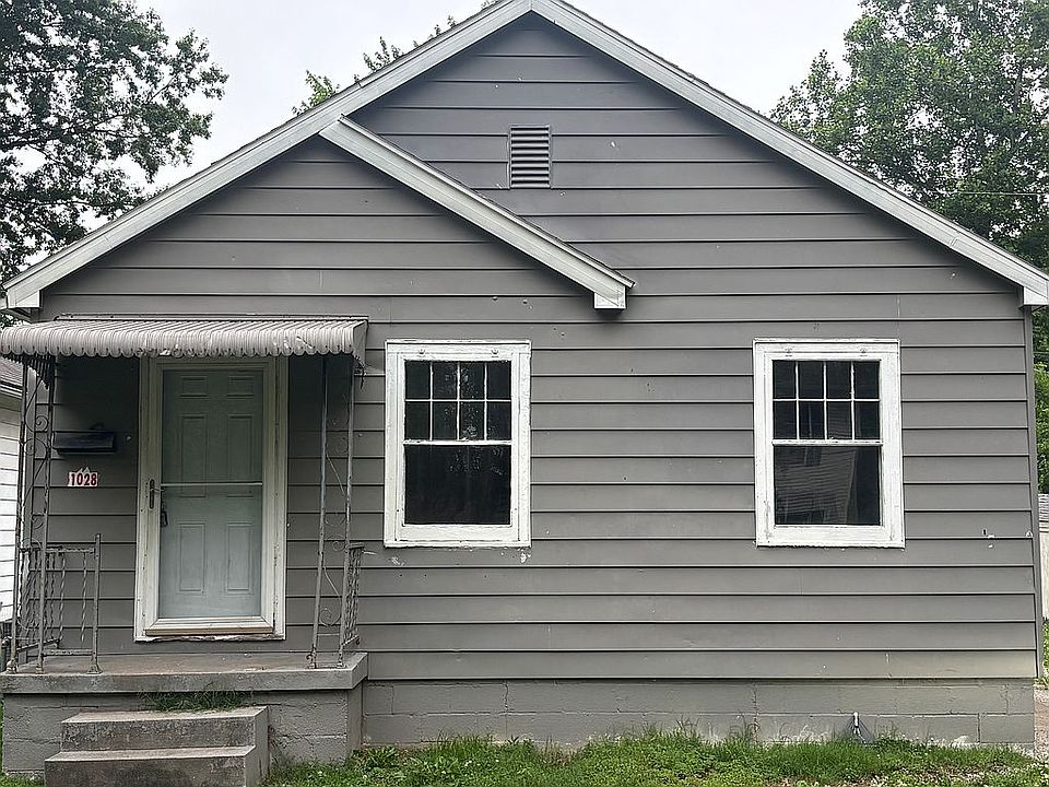 1st image of 1028 Covert Ave