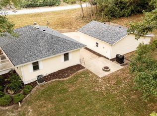 7361 Bethalto Rd, Bethalto, IL 62010