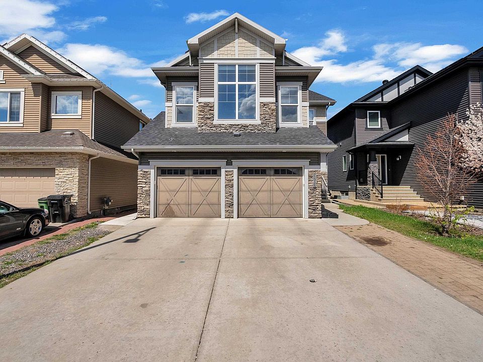 1st image of 3203 Winspear Cres SW