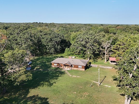 4th image of 46029 S 660th Rd