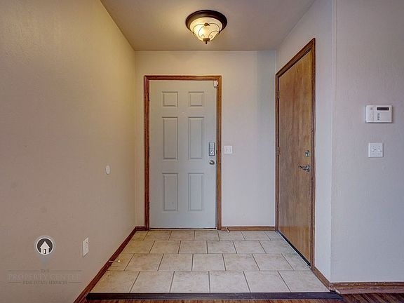5th image of 11150 SW 5th St