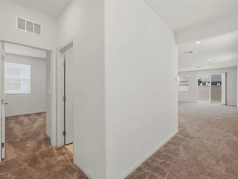 7182 Copper Grove Ave — Photo 3