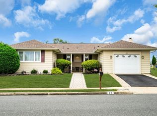 23 Roman Street, Toms River, NJ 08757