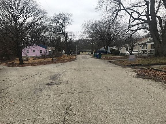 5th image of 2035 E Cleveland Ave