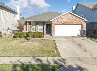 13264 Fencerow Rd, Fort Worth, TX 76244
