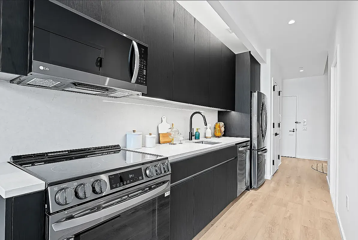 500 Degraw Street — Photo 1