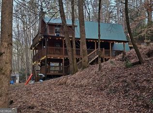 216 Sourwood Dr, Blue Ridge, GA 30513