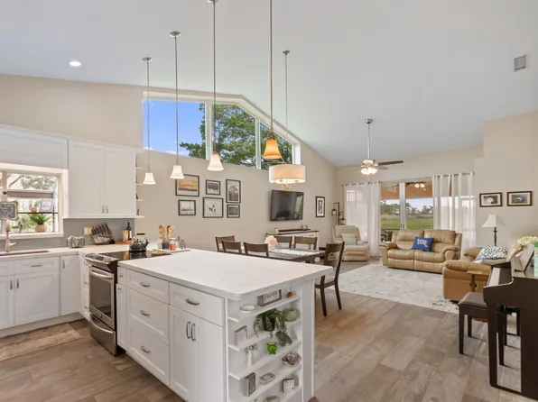 1401 Mahogany Pl, Palm Beach Gardens, FL 33418