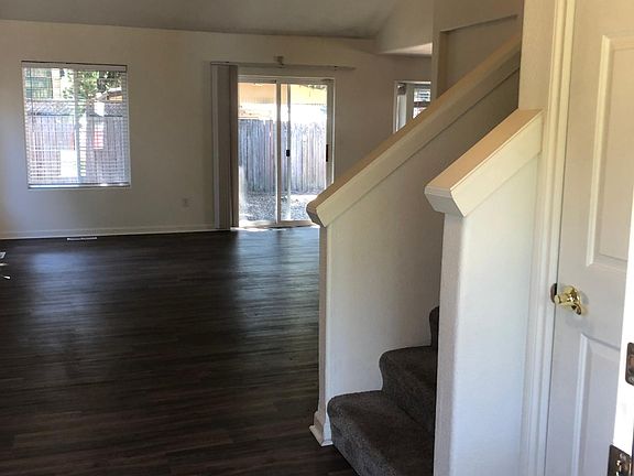 4th image of 4718 SE Montego Dr