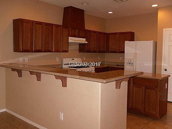 4th image of 10009 Bonterra Ave #0