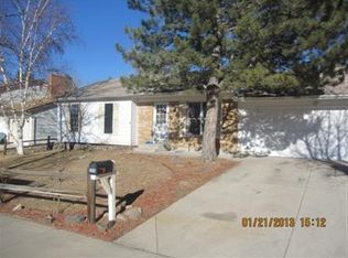 1418 S Olathe Way, Aurora, CO 80017