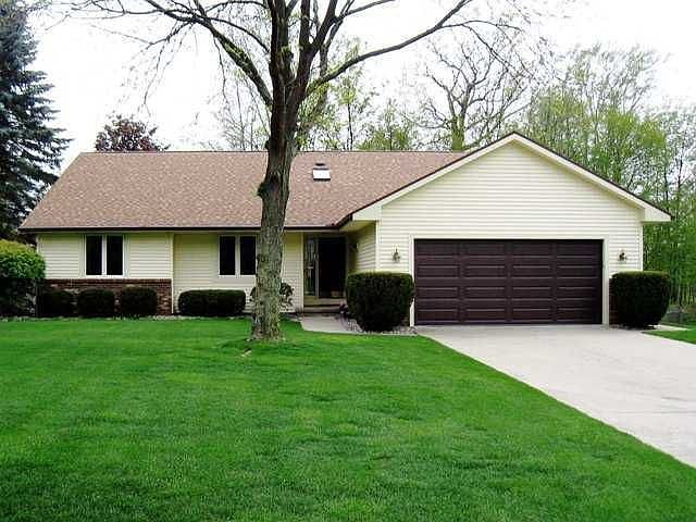 1st image of 7115 Willow Woods Cir