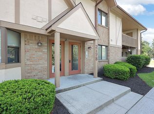 2175 Hedgerow Rd #2175B, Columbus, OH 43220
