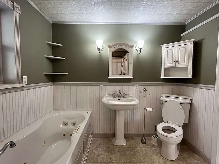 27 Woodland Rd — Photo 16