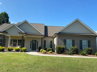 3050 Lamory Ln, Rocky Face, GA 30740