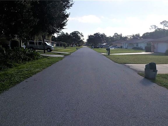 5th image of 21168 Bassett Ave