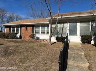 1228A Dumbarton Dr, Lakewood, NJ