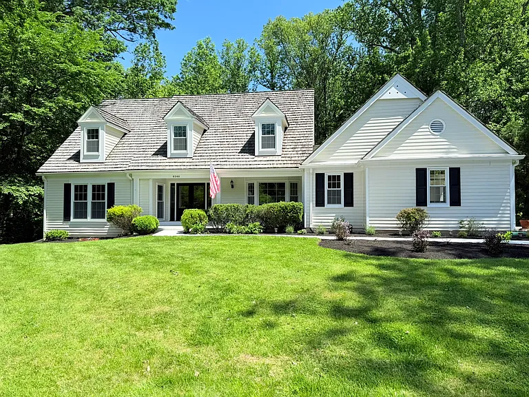 Beautifully renovated home tucked away on a quiet cul-de-sac in a great neighborhood with a wooded lot in the heart of Great Falls