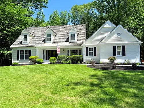 9248 Wood Glade Dr Photo 1
