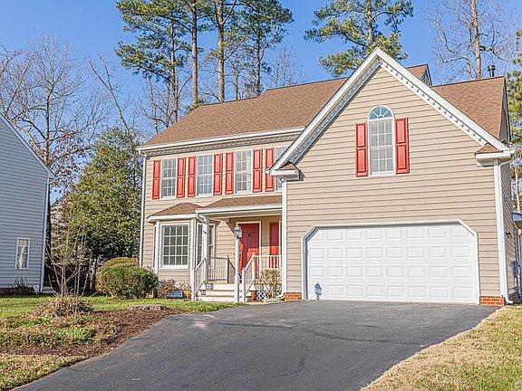 2nd image of 1704 Daly Ct
