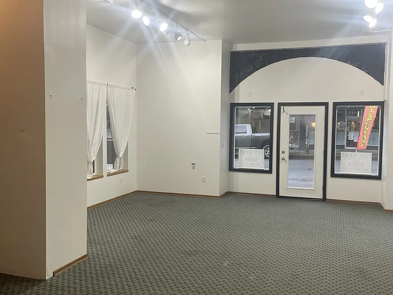 170 N Main St — Photo 10