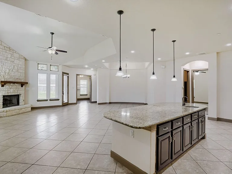 5923 Dewdrop Ln — Photo 10