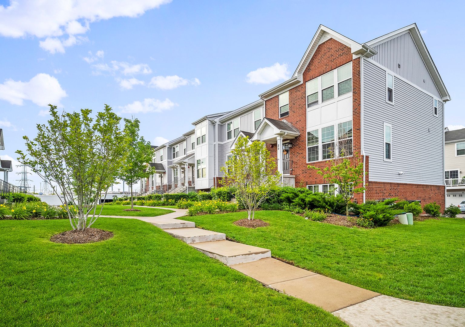 31 Nicholas Dr E, Des Plaines, IL 60016 Zillow